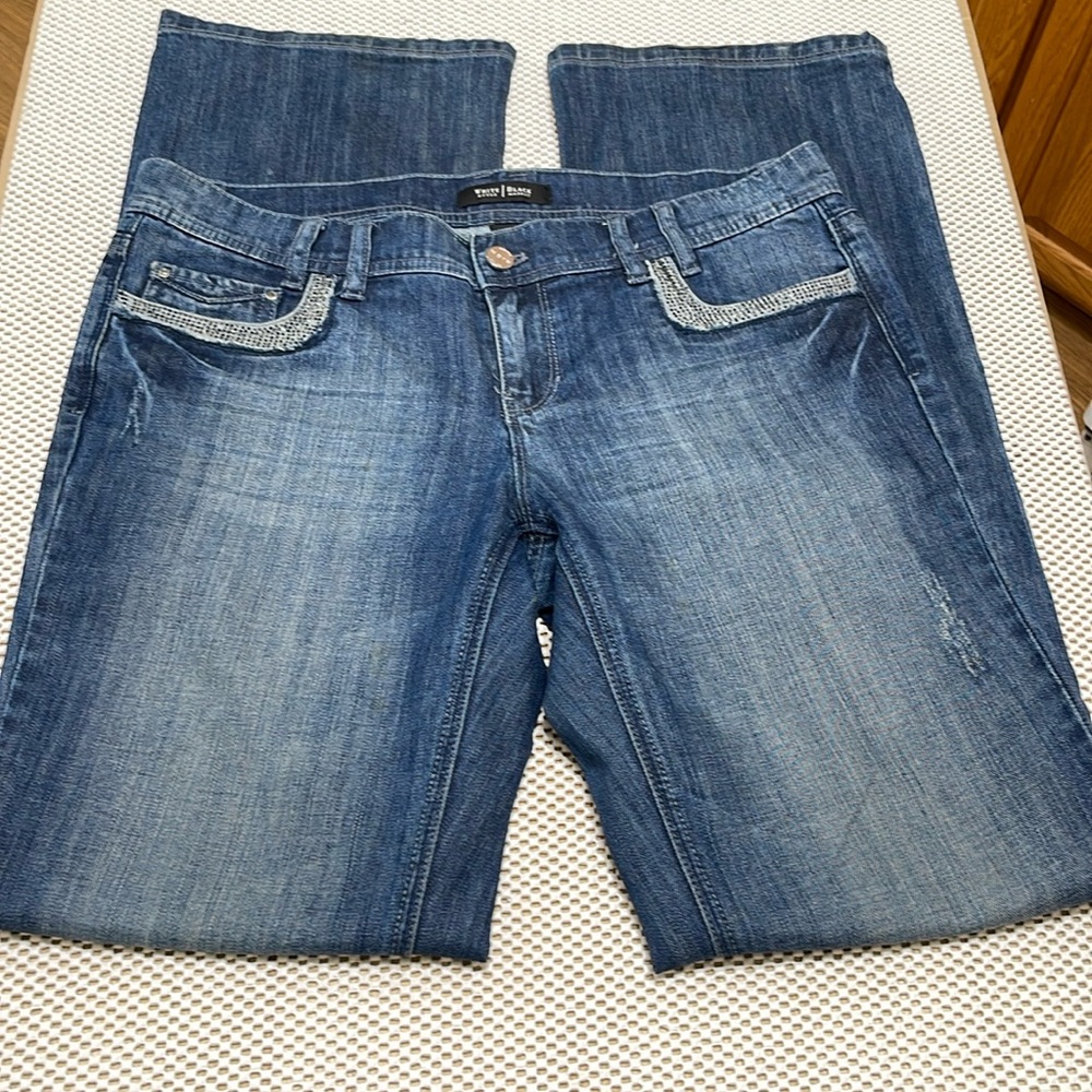 White House Black Market Noir Glamorous Jeans - Sz 6R